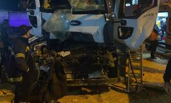 Feci kazada iki tır çarpıştı: 1 ölü, 1 yaralı