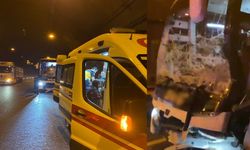 Yolcu otobüsü TIR'a çarptı: 8 yaralı