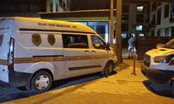 İzmir'de dehşet: Anne ve babasını öldürüp intihar etti