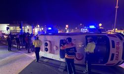 Ambulansla cip çarpıştı: 3 yaralı