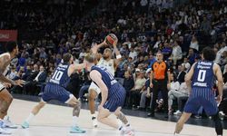 Euroleague: A. Efes: 69 - Fenerbahçe: 79