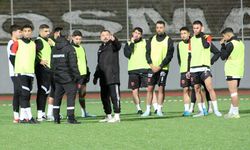 Bozanspor Gemlik önünde