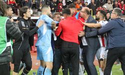 Es-Es'e ceza geliyor...
