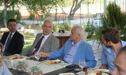 Bir ton laf yiyoruz