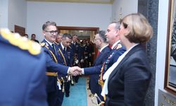 Vali Hüseyin Aksoy tebrikleri kabul etti