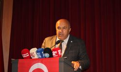 İYİ Parti Eskişehir Odunpazarı İlçe Başkanı Gürol Yer güven tazeledi
