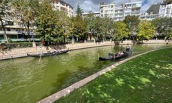 Güneşli havayı Porsuk'ta değerlendirdiler