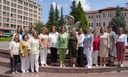 'Kadın Liderler' için yeni eğitim programı