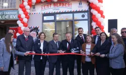 Türkiye'de bir ilk... Eskişehir'de kent berberi açıldı