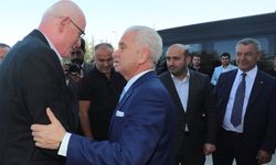 Birbirlerine her lafı söylerler