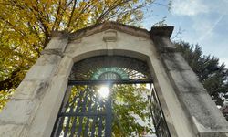 Eskişehir’in 700 yıllık Ak Camii tarihe meydan okuyor