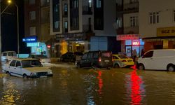 Eskişehir'de aniden bastıran yağmur zor anlar yaşattı