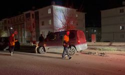 Eskişehir'de alkollü sürücü hem kaza yaptı hem kavga etti!
