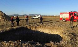 Dört metrelik çukura düşen keçi itfaiye ekipleri kurtardı