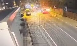 İş makinesine çarpan motosikletli yaralandı