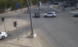 Kırmızı ışıkta geçen otomobile ceza yağdı!