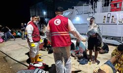 Libya açıklarında 95 göçmeni taşıyan iki tekne alabora oldu!