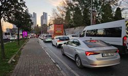 Okulların açılmasıyla trafik yoğunluğu yaşandı