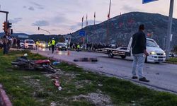 Otomobille çarpışan motosikletli ağır yaralandı