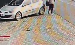 Park halindeki aracı çizdi