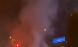 Seyir halindeki otomobil alev aldı