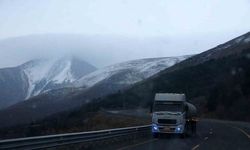 Yüksek kesimleri beyaza büründü