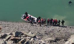 Zernek Barajı’na araç uçtu: 2 ölü