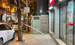 Eskişehir'de o kaldırım kapı ile kapatıldı!