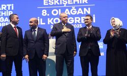 Herkes burada ama...