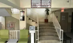 Eskişehir'deki sağlık merkezinde asansör krizi!