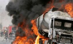 Pakistan’da yolcu otobüsü ile LPG tankeri çarpıştı: 5 ölü, 4 yaralı