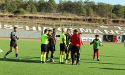 Anadoluspor maçında hakem Deniz Güven'e tepki!