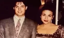 Ünlü oyuncu 30 yıl sonra ilk aşkına kavuştu