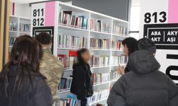 Suça sürüklenen çocuklar kütüphanede yeni hikayeler keşfetti