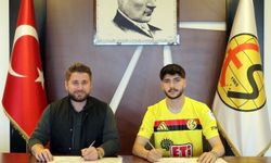 Eskişehirspor Taha Akdağ ile anlaşma sağladı