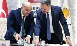 Gençlik ve Spor Bakan Yardımcısı AK Parti'ye ziyaret