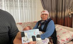 Kimlikte 113 yaşında görünüyor, Hastanede sorun yaşıyor