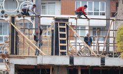 İnşaatta pes dedirten görüntü: İş güvenliği hiçe sayıldı...