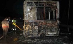 İETT otobüsü alevlere teslim oldu