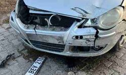 Otomobil ile SUV tipi araç çarpıştı: 1 yaralı