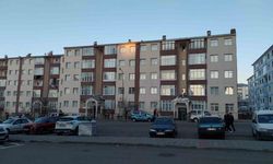 Tamir ettiği bacayı kontrol için çatıya çıktı, 5 katlı binadan zemine düştü