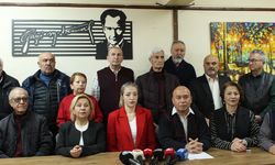 Kepçeyle kendilerine çay kaşığıyla bize