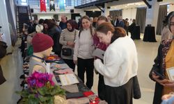 Kadınlar üretiyor çocuklar gülümsüyor