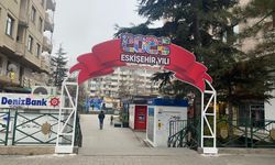 Şehrin en yoğun noktasında yeni yıl vurgusu dikkat çekti