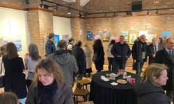 Otizmli ressamın sergisi büyük ilgi gördü