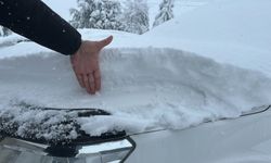 Eskişehir'de kar kalınlığı 25 santimetreyi geçti, yollar kapandı!