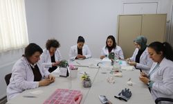 Eskişehir'in simgesi kadın eliyle güzelleşiyor