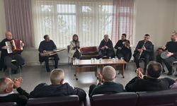 Huzurevi sakinlerine yönelik anlamlı konser