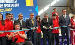 Gençlik ve Spor Bakanı Osman Aşkın Bak'tan Eskişehir'e övgü