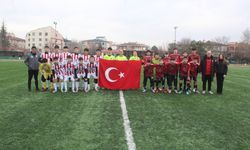 U15 liginde Ay-Yıldızlı Türk Bayrağı tepkisi!